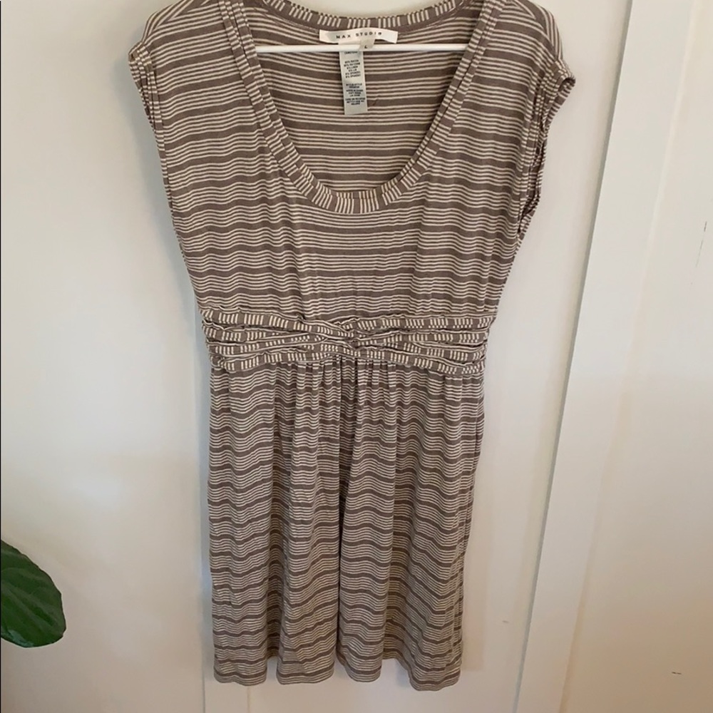 Flowy, comfy dress !